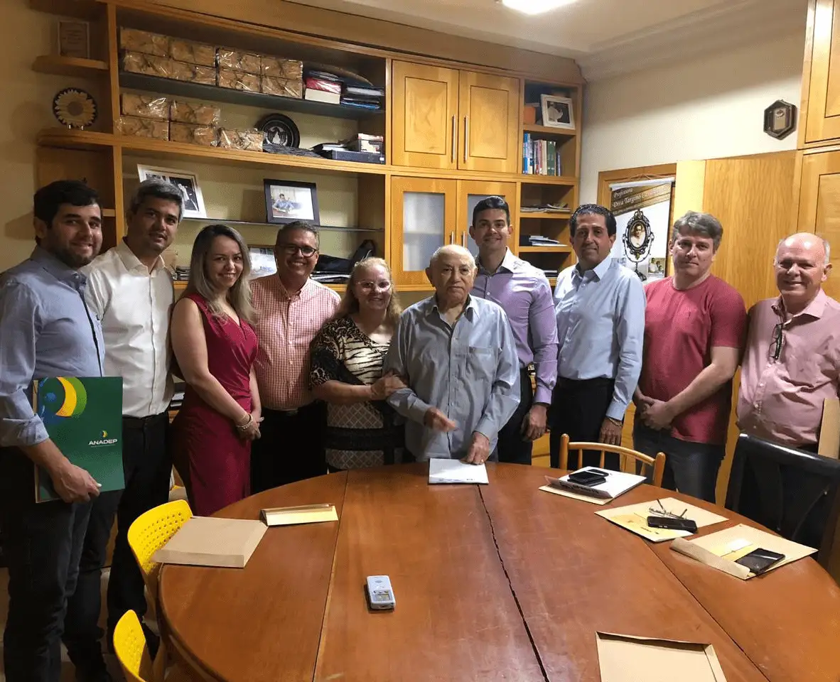 APROETO participa de encontro com o senador Siqueira Campos para debater assuntos pertinentes à Reforma da Previdência
