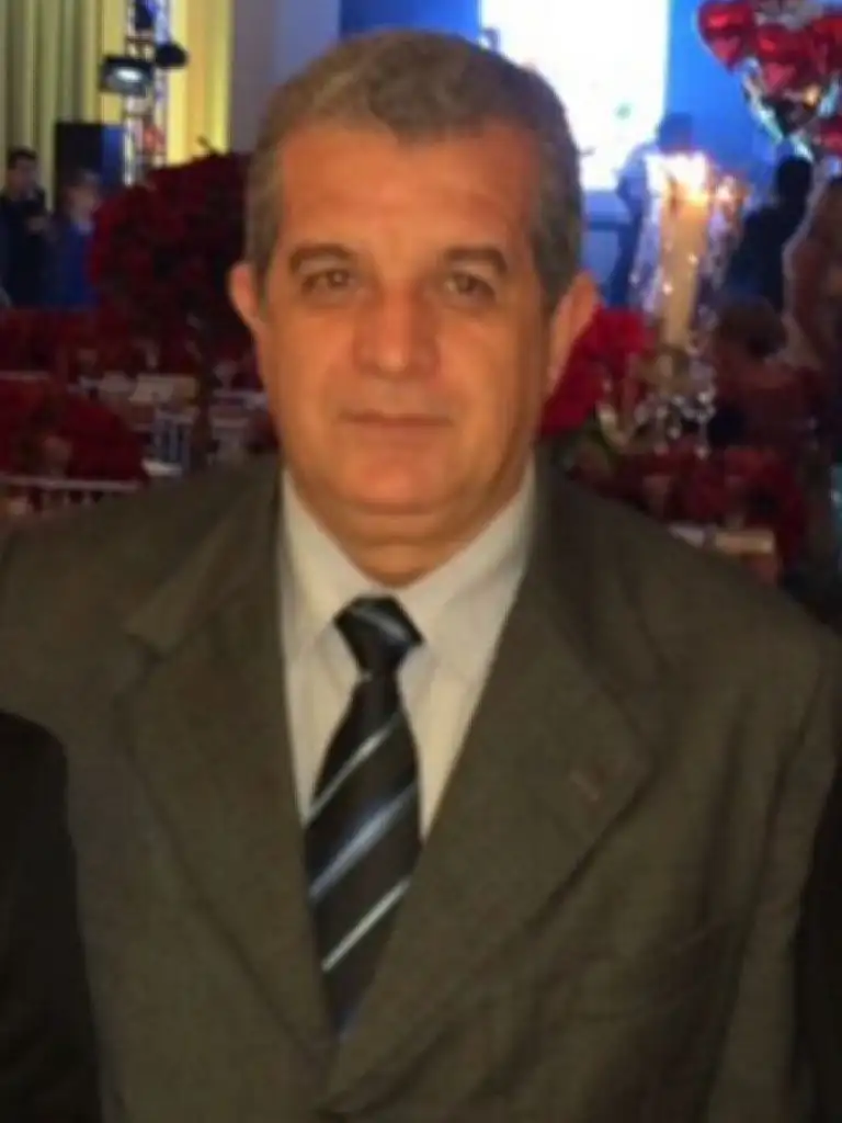 Télio Leão Ayres